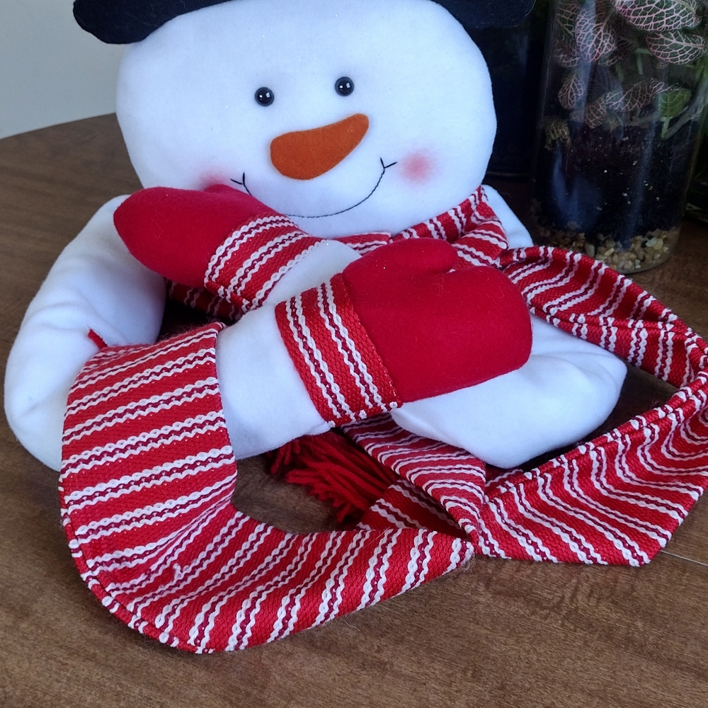 Snowman Hugger Christmas Tree Topper